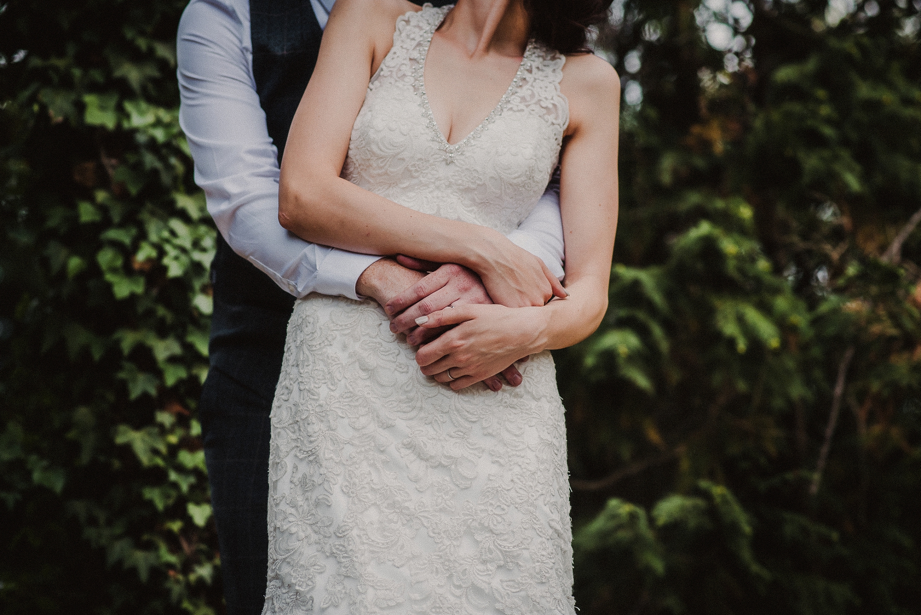 Jo and Tom wedding Mill Barns_0007.jpg