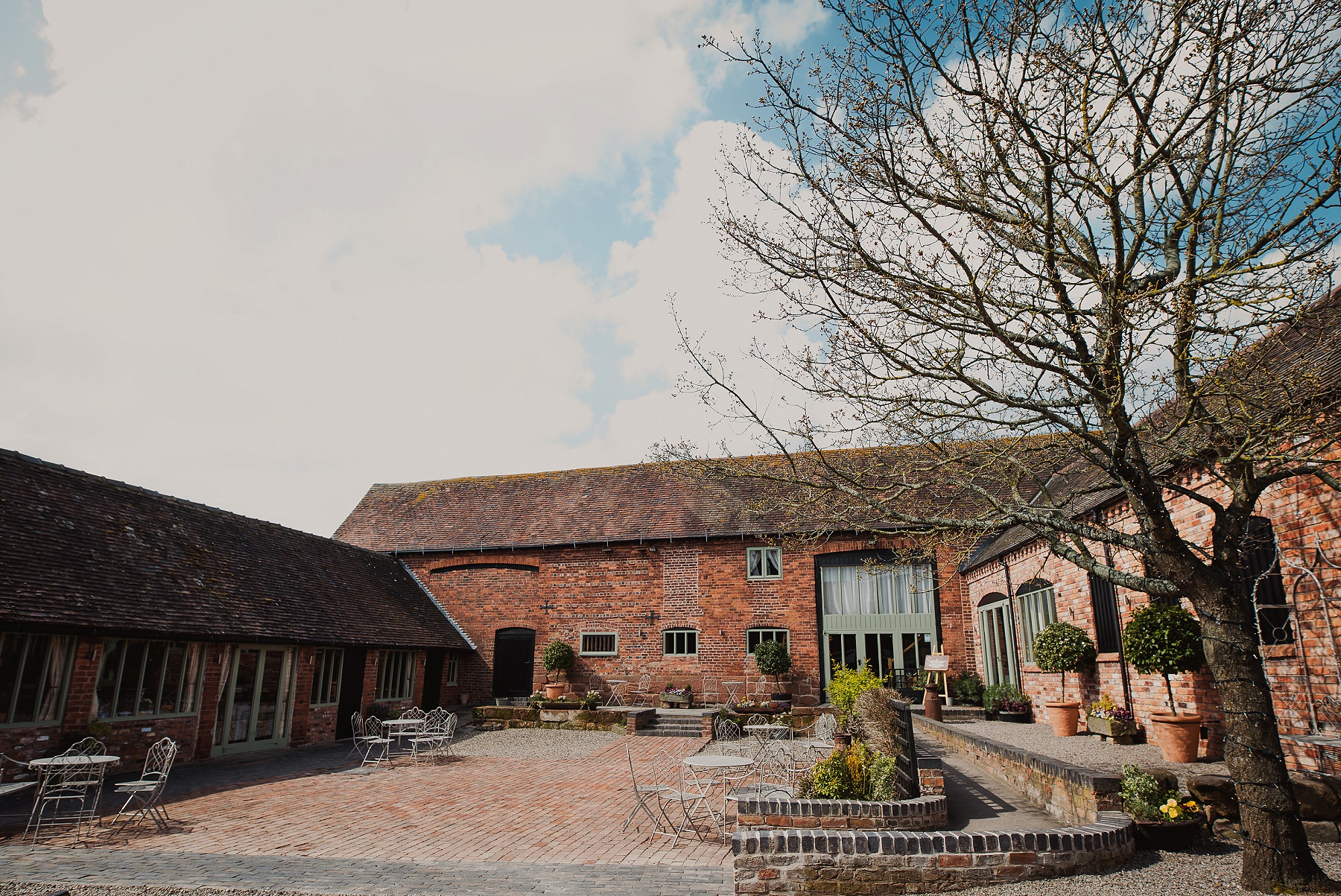 curradine_barns_blog_Grace_Justin_0009.jpg