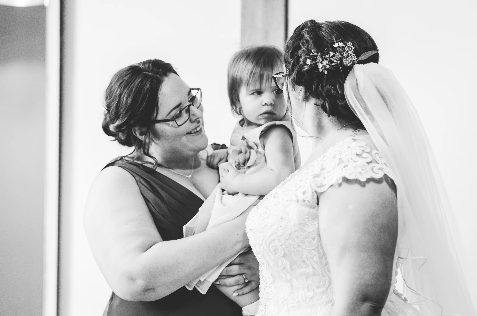 siobhan_duane_sneak_peek_mill_barns-60.jpg