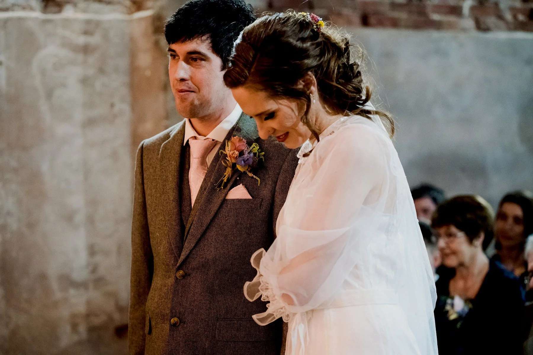 amy_mark_sneak_peek_cowshed_0045.jpg