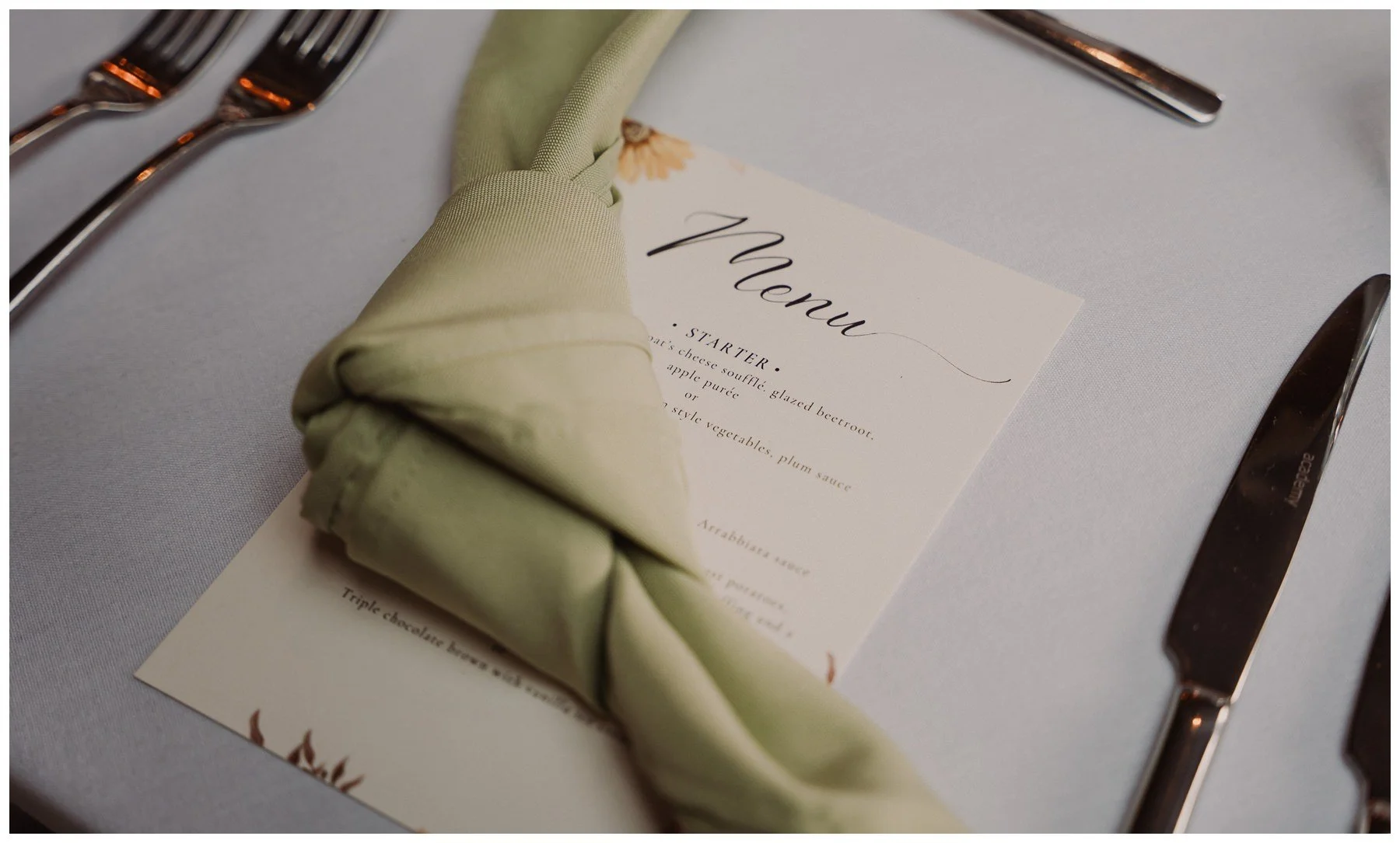 olivia_mike_dodford_inn_wedding_blog_0085.jpg