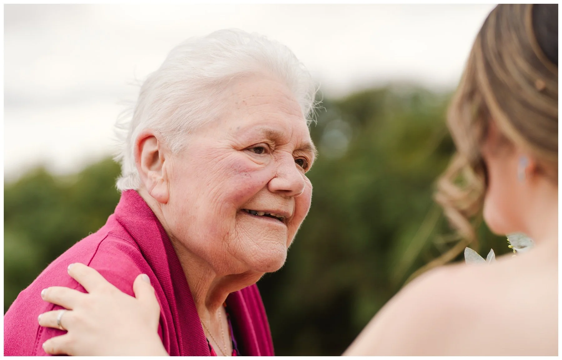 olivia_mike_dodford_inn_wedding_blog_0082.jpg
