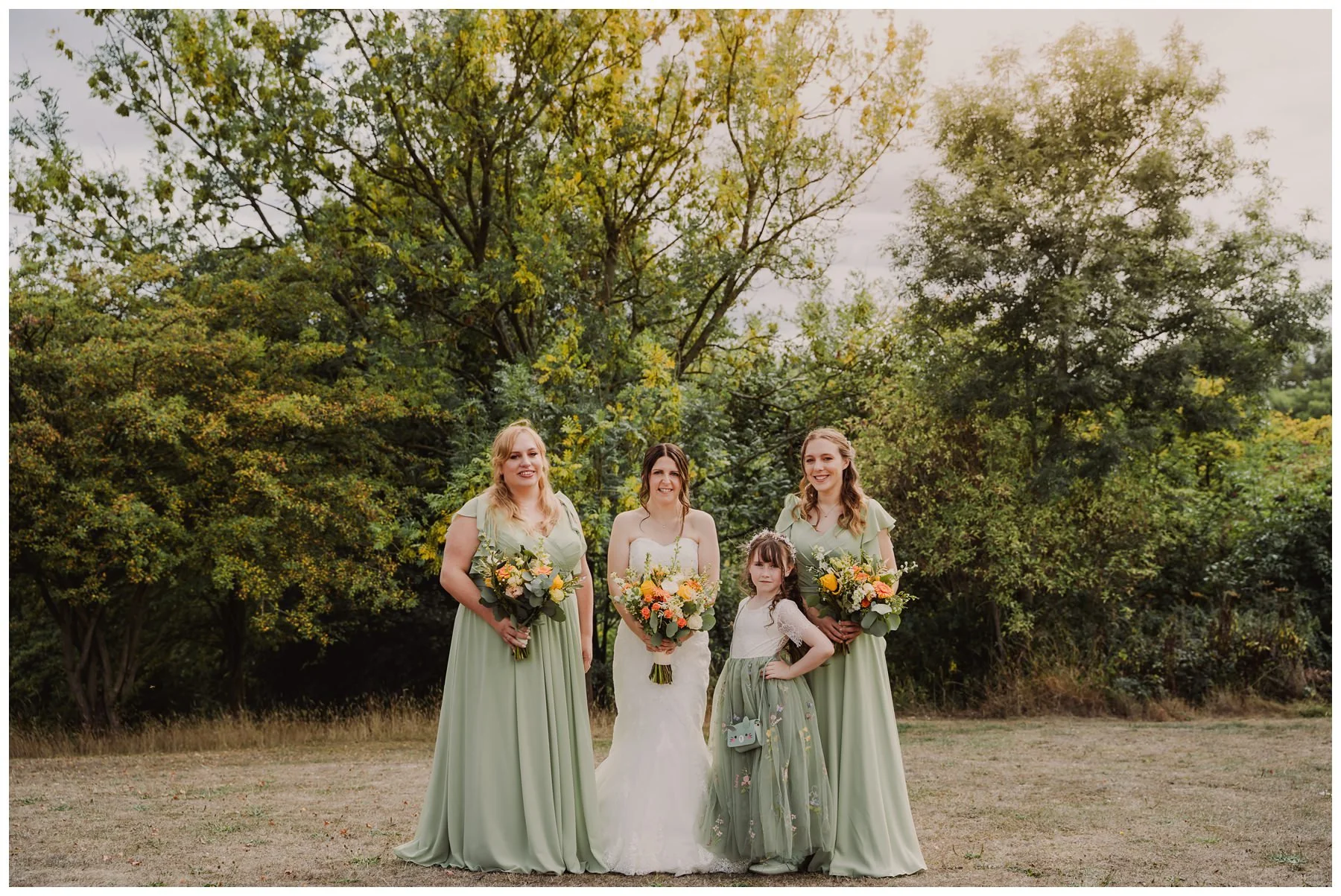 olivia_mike_dodford_inn_wedding_blog_0121.jpg