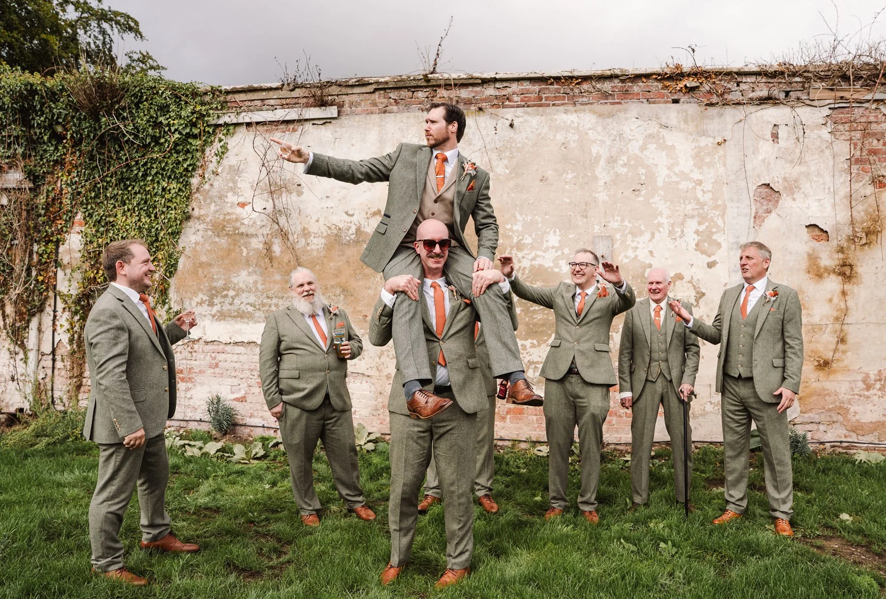 char_gary_tease_delbury_hall_wedding_amytiphoto_0339.jpg