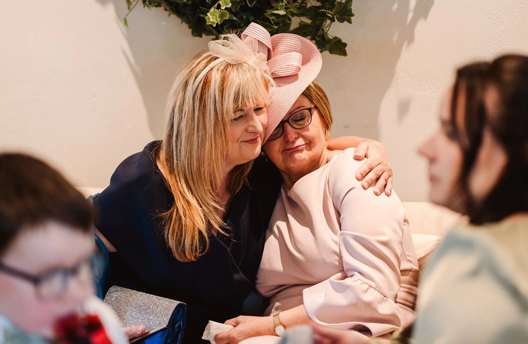 char_gary_tease_delbury_hall_wedding_amytiphoto_0386.jpg