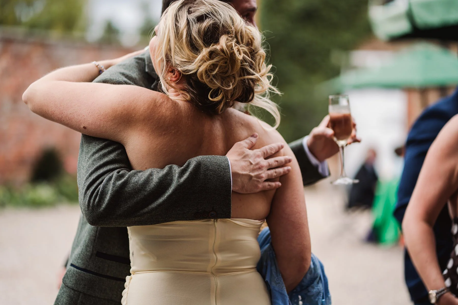 char_gary_tease_delbury_hall_wedding_amytiphoto_0312.jpg