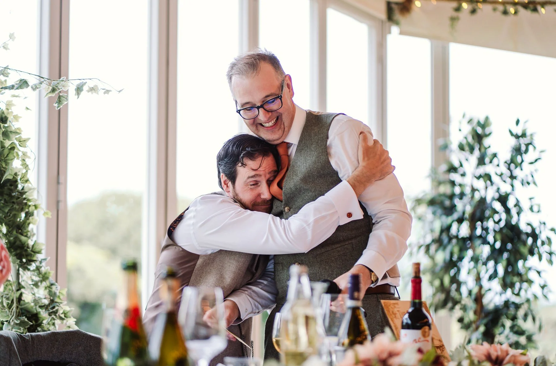char_gary_tease_delbury_hall_wedding_amytiphoto_0415.jpg