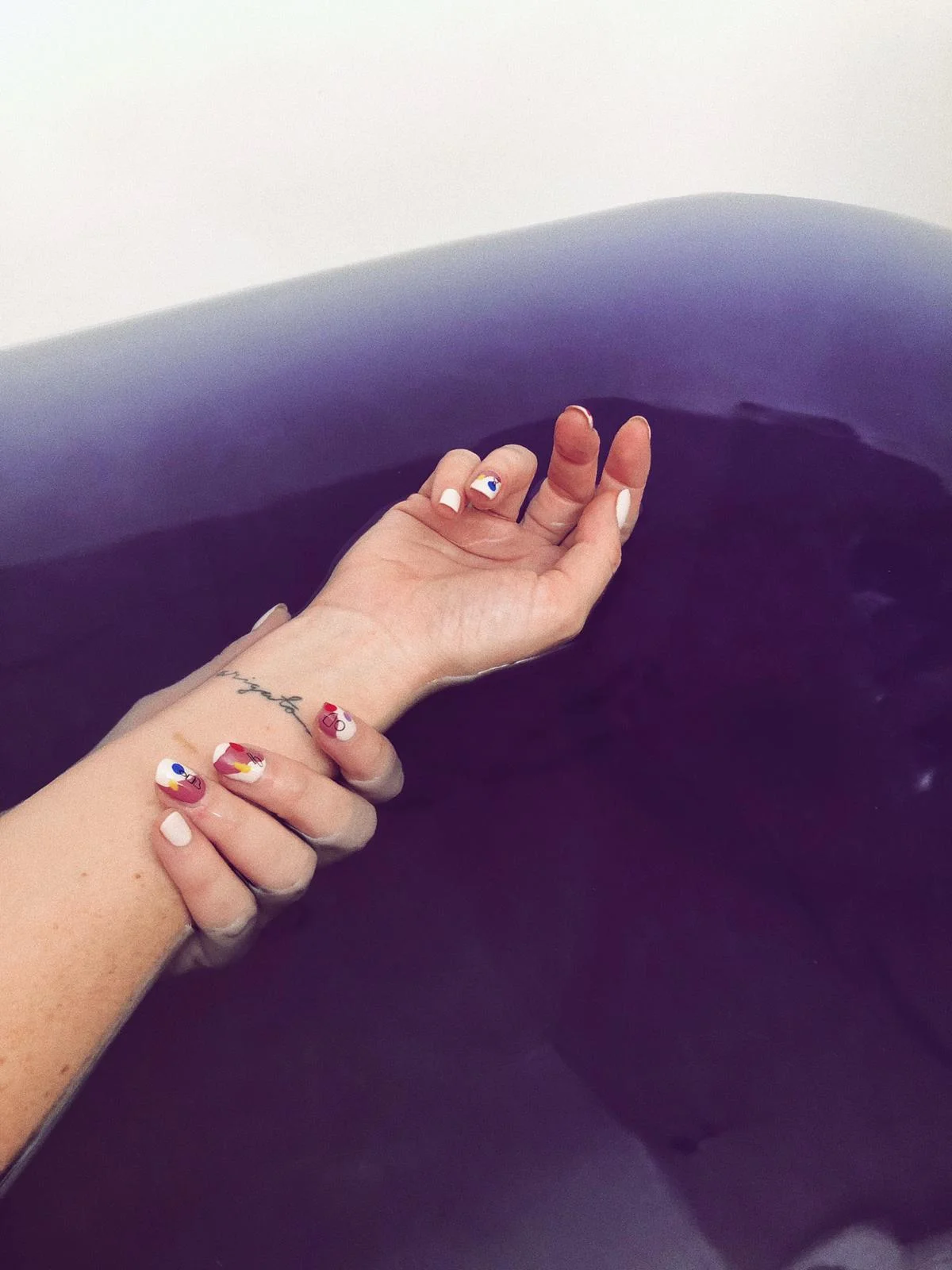 SABEMOS DÓNDE HACERTE LAS UÑAS QUE TE ENCANTAN