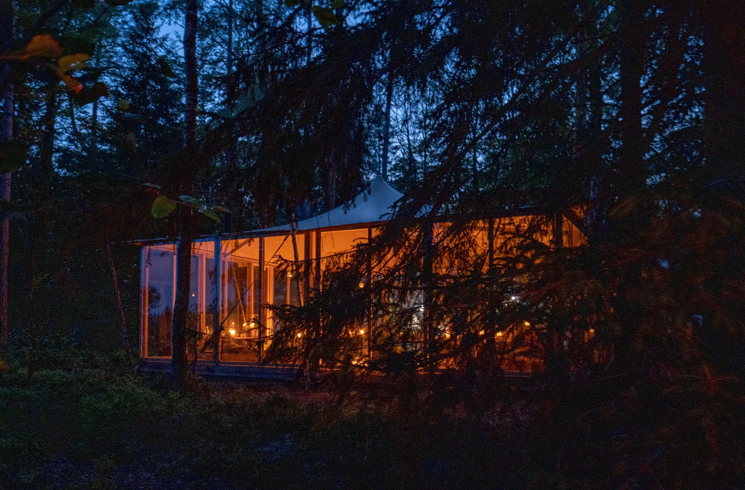 restaurant fra søen.jpg