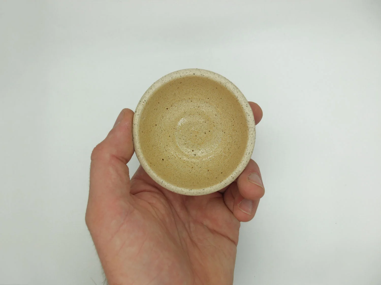 hand-holding-small-shino-bowl-1.jpg