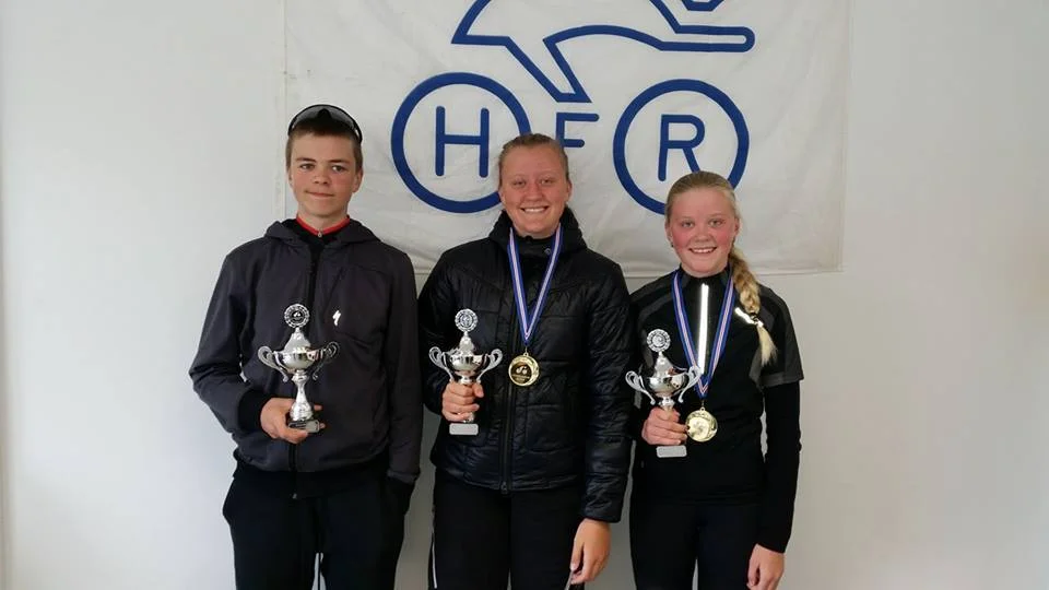 Dagur Eggertsson Íslandsmeistari í U17, Elísabet Kjartansdóttir í U17 og Katrín Kjartansdóttir í U15.