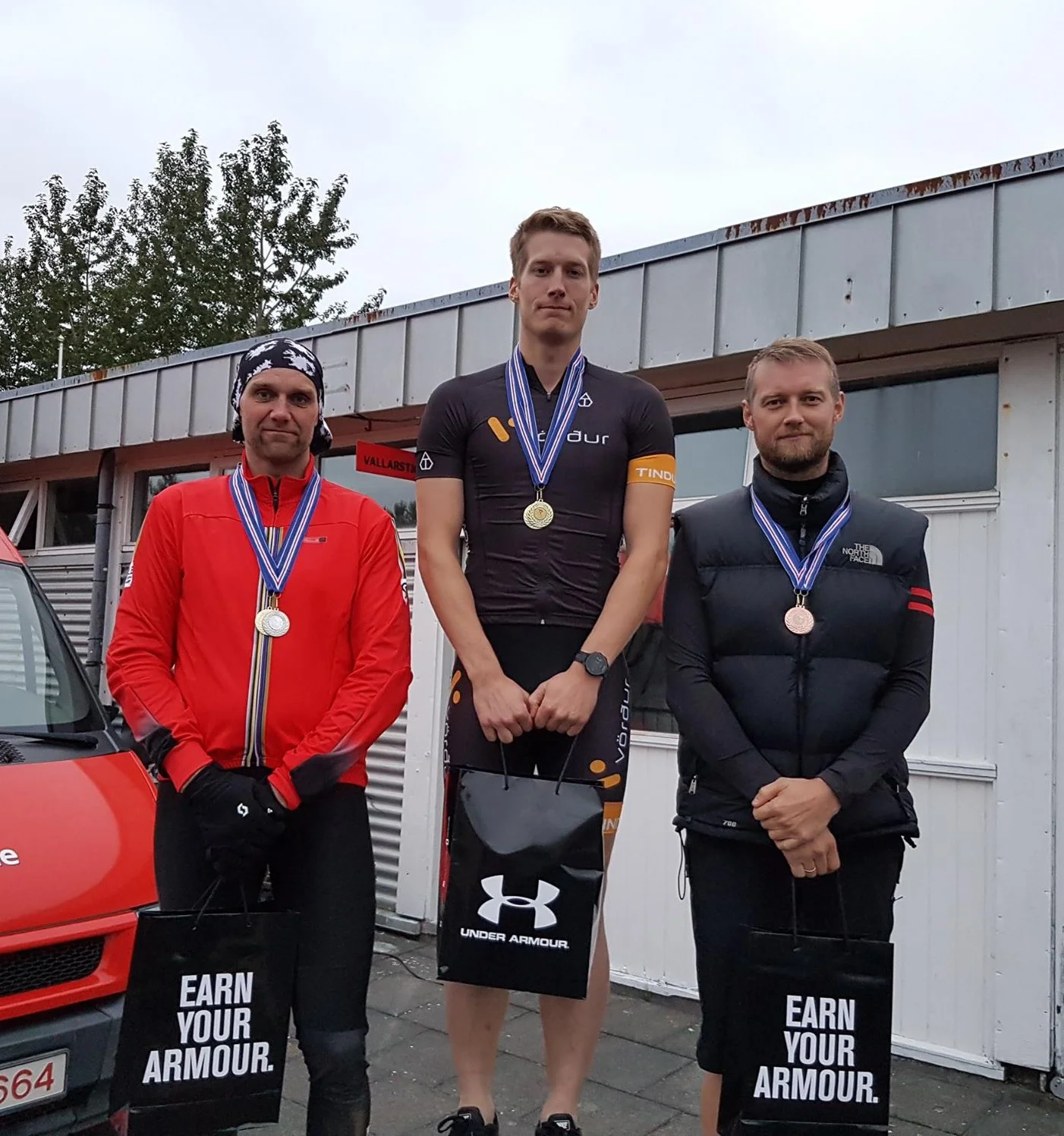 Sigurvegarar í 15 km karla. Rúnar Már, 3SH, 2. sæti, Hermann, Tindur, 1. sæti og Valgeir, Tindur 3. sæti.
