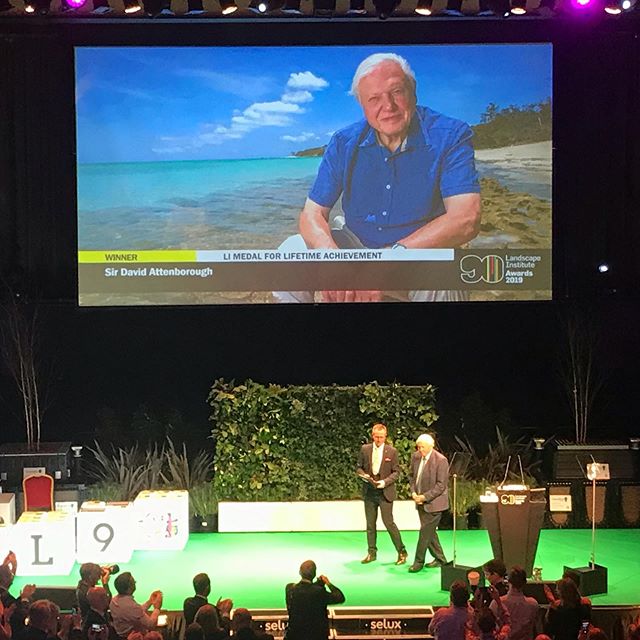 National treasure and our hero Sir David Attenborough at the LI awards this afternoon. 
As landscape architects we have a critical role to play to help save this planet. Creating sustainable landscapes but also connecting people with the nature that 