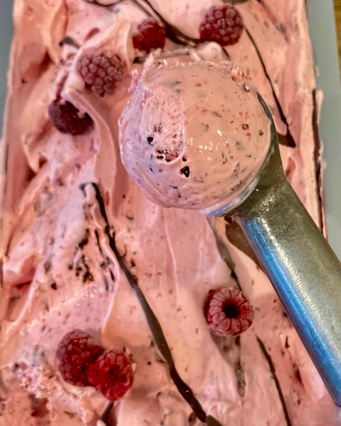 Our newest V-Day 💕flavor on display today.

Raspberry Nutella Truffle Gelato 🍨🥰

Sweet concoction of :
Fresh Raspberries, Chocolate Ganache and Nutella 🤤 🍫💝

We made quite a few batches of this so everyone gets to feel the love 💗 🍨🍦🥰