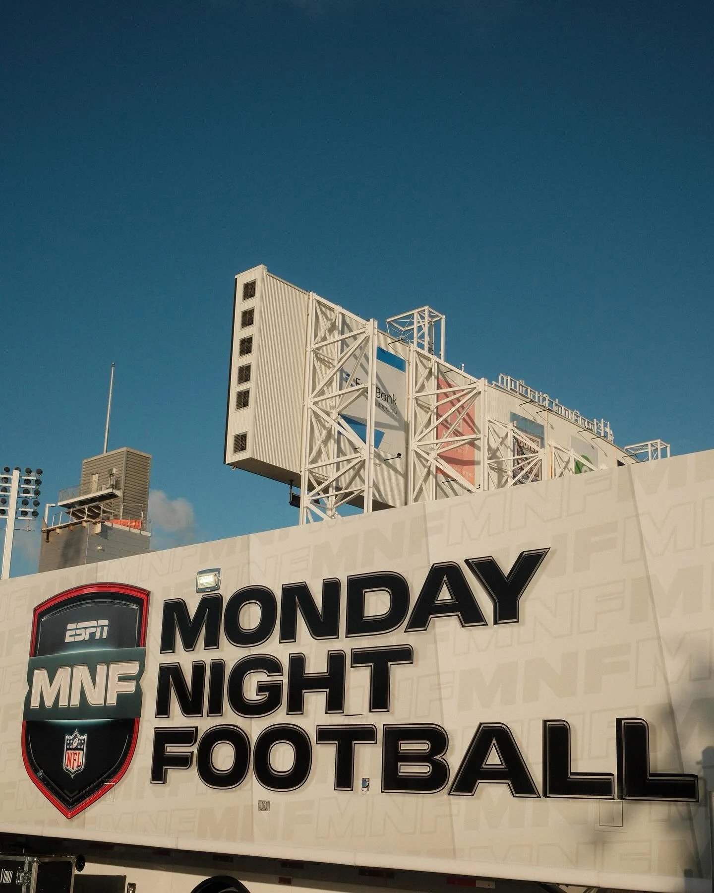 Monday Night Football loading&hellip; ⏱️