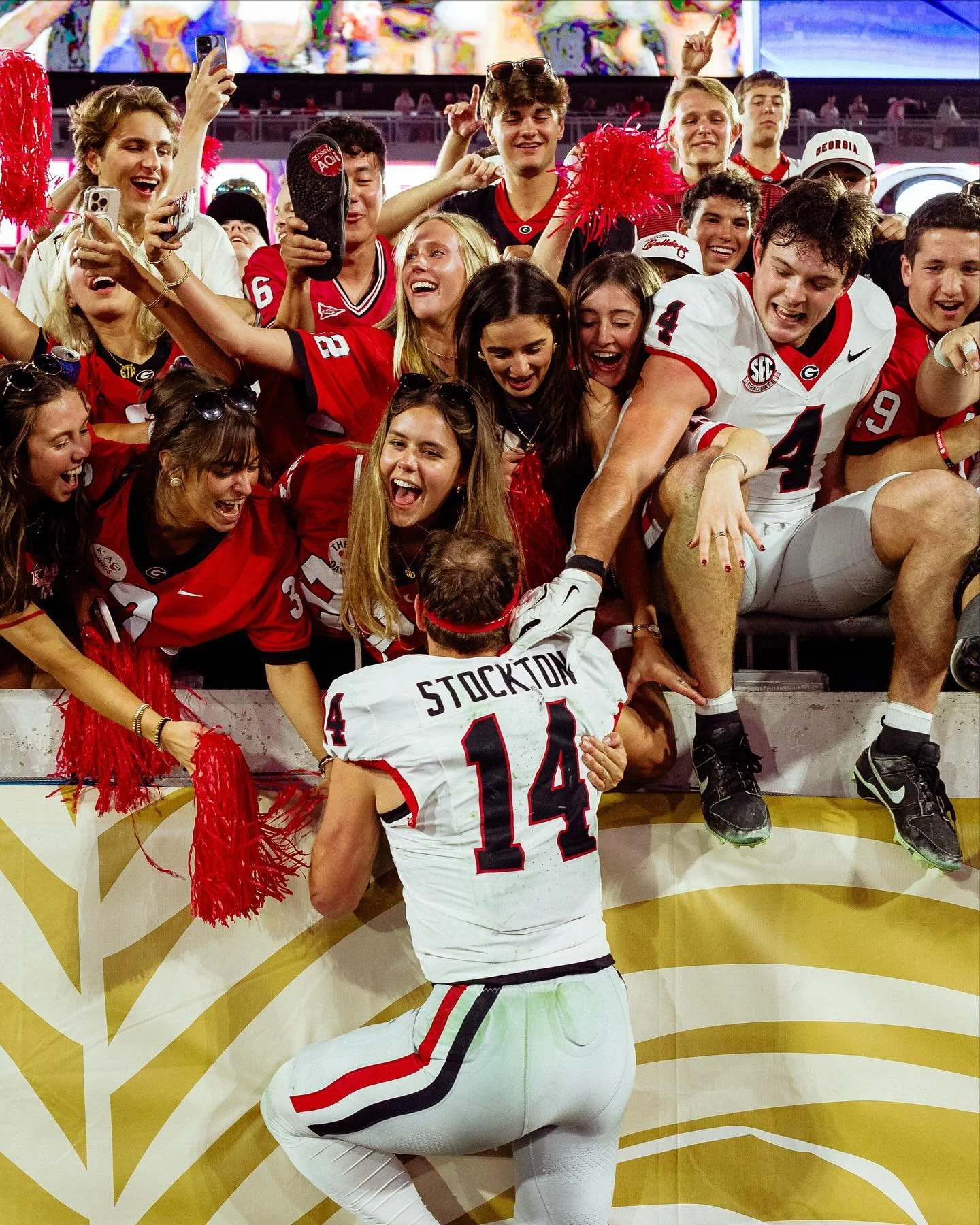 HOW BOUT &lsquo;EM! Congratulations @georgiafootball for today&rsquo;s win at The Bank!

📸: @cushingcreations