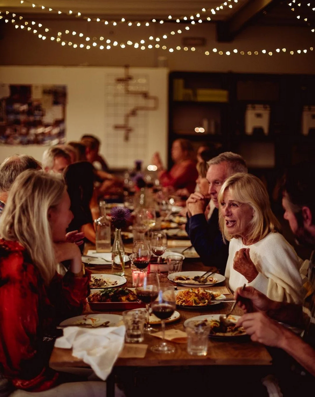 Canteen Christmas Feast 🎄✨ 

Join us on the 21st December at 6:30pm for a festive celebration the Canteen way.

Start your evening with honey-smoked nuts roasted over the fire, followed by starters like smoked mackerel p&acirc;t&eacute;, beetroot ch