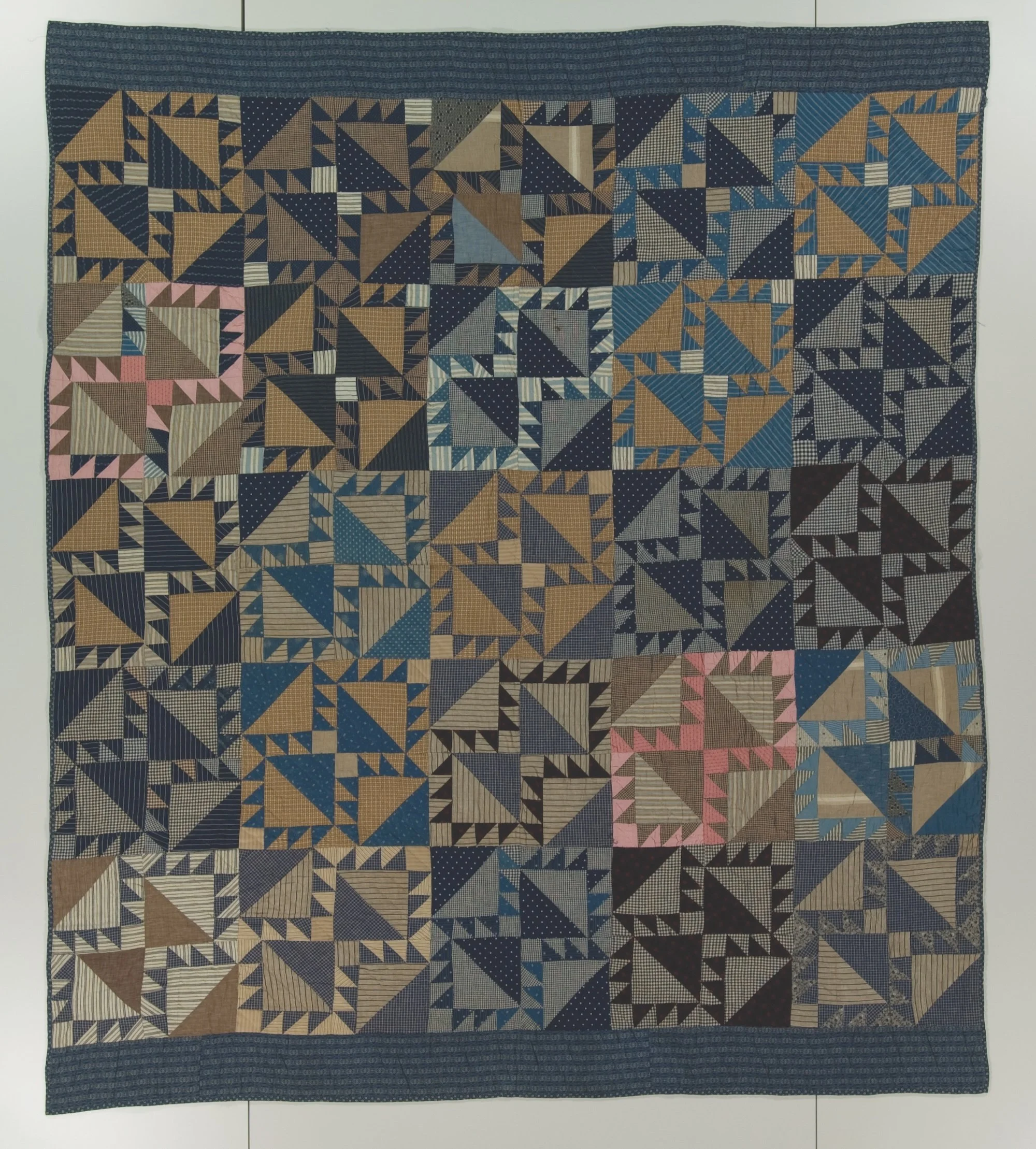 Delectable Mountains Quilt , about 1890–1910, probably United States, machine- and hand-pieced and hand-quilted cotton.