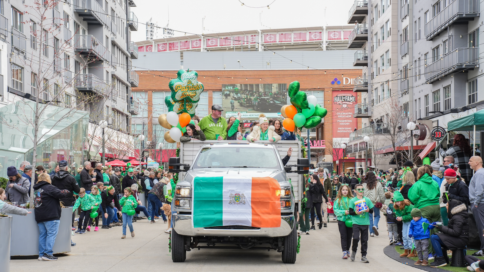 26StPatsParade_33.png