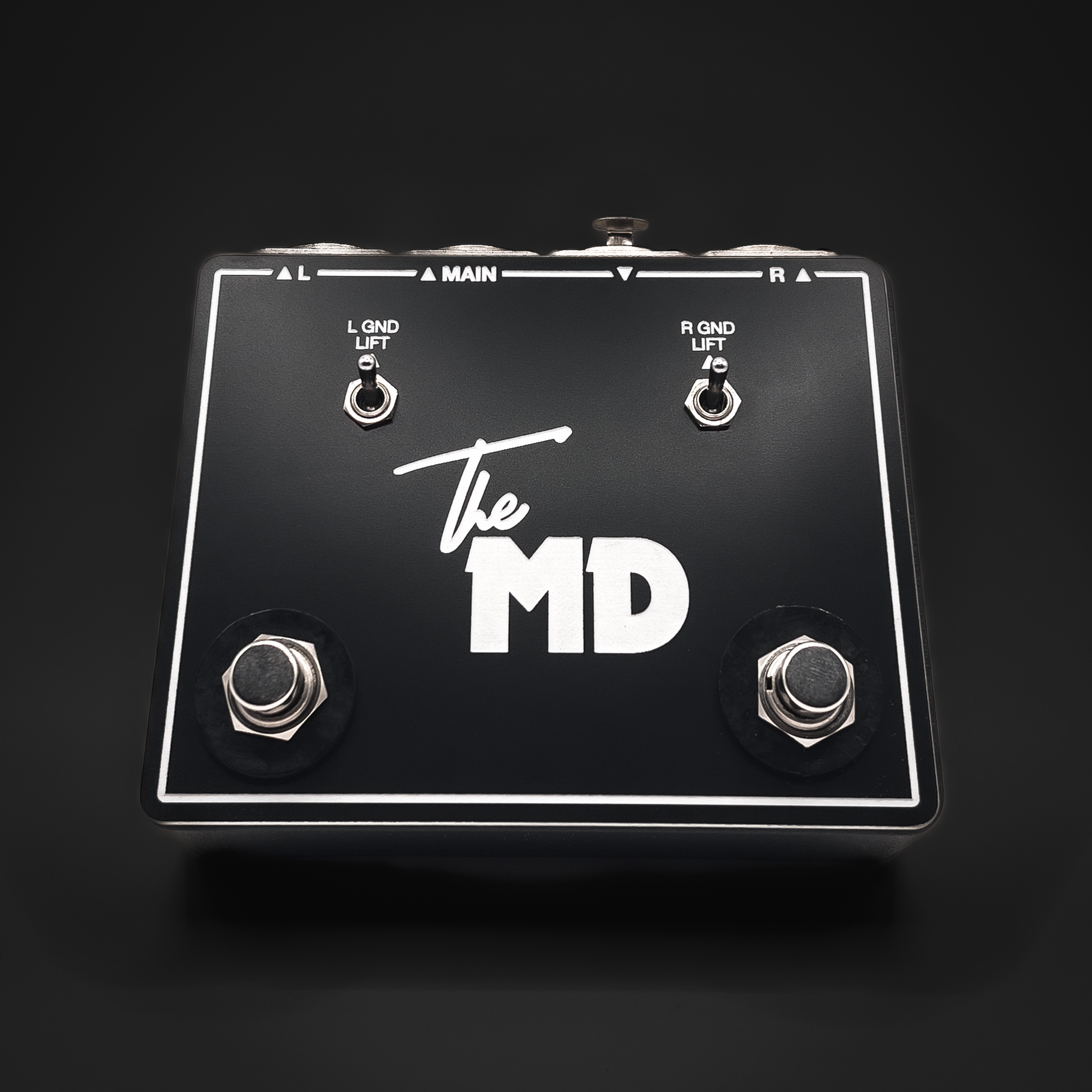 The MD — passive mic splitter/switcher