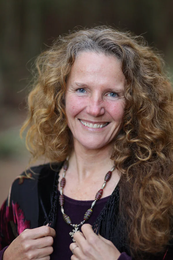 Llyn Cedar Roberts, MA is the author of four books, including Speaking with Nature: Awakening to the Deep Wisdom of the Earth (with Sandra Ingerman), which received the Gold Nautilus Award. Her work incorporates experience as a psychotherapist, shamanic training with diverse indigenous cultures, study in Tibetan Buddhism, Western body-mind transformational approaches, and wisdom derived from living intensively in wild nature.