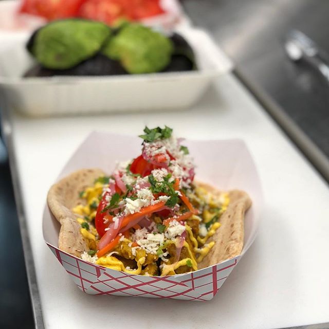 Tuck&rsquo;s Shawarma is happening on the Bus today and you can come and get it! We are parked at 100 Domain Dr in Stratham behind Bauer😉 #lunchtimelove #wedomorethanburgers #ourfishtacosarethebomb
