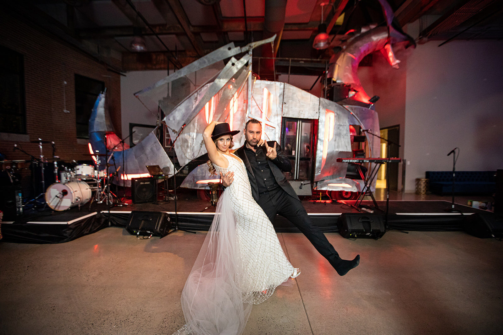 Toronto-photographer-wedding-yorkville-city-urban-burning-man-bride-groom-symes-portrait-ceremony-chuppa-dragon