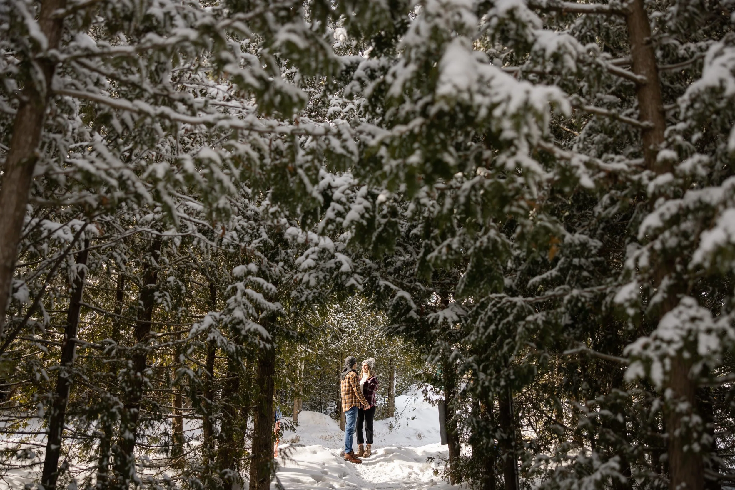 Fall in Love With Your Engagement Session: 8 Picture-Perfect Photo Tips