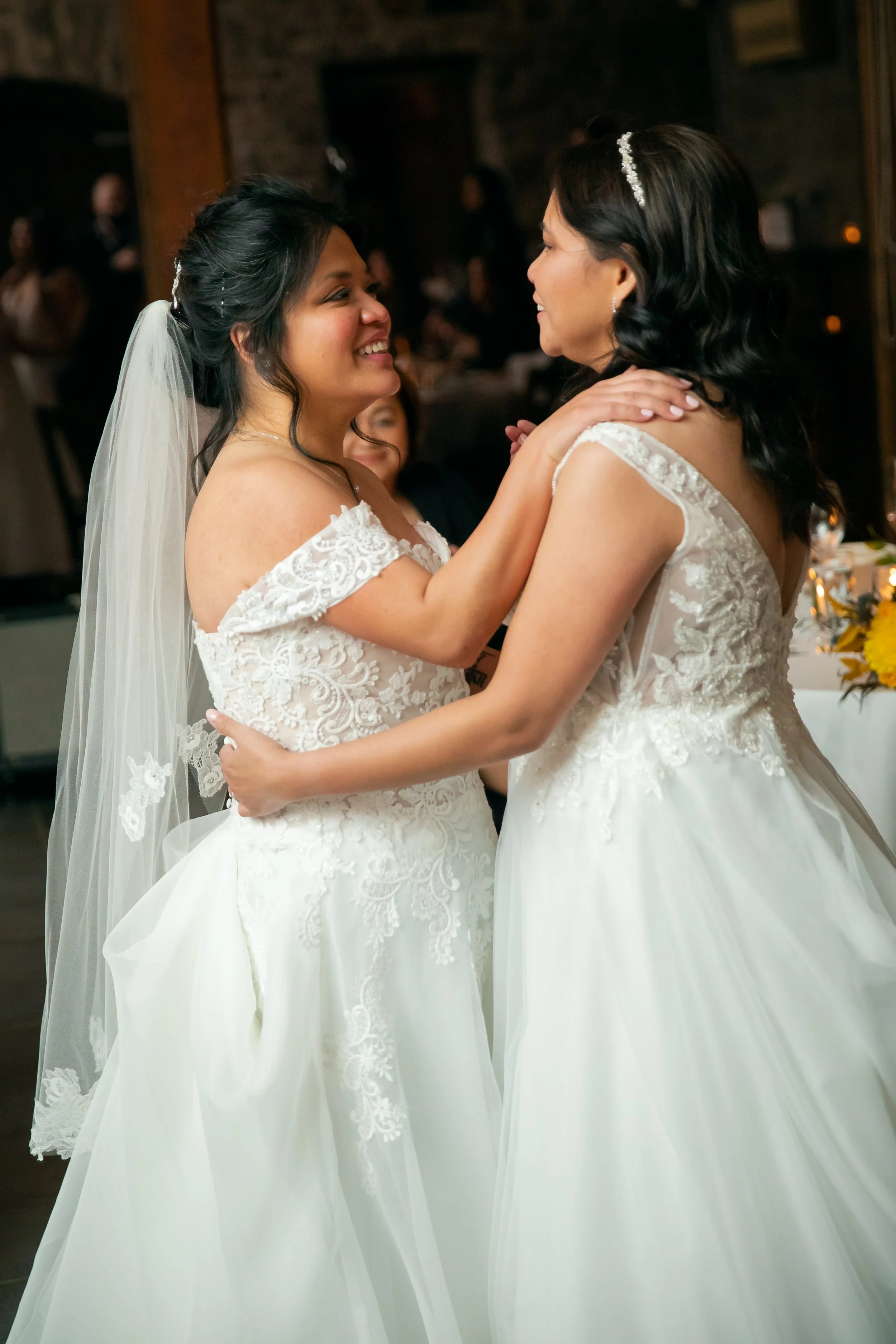 Toronto-niagara-GTA-Golden-horseshoe-vinyard-winery-vineland-estate-same-sex-marraige-LGBTQ2-Filipino-minimony-fall-rustic-covid-bride-authentic-journalistic-documentary-manning-avenue-photo-top-photographer-real-emotional