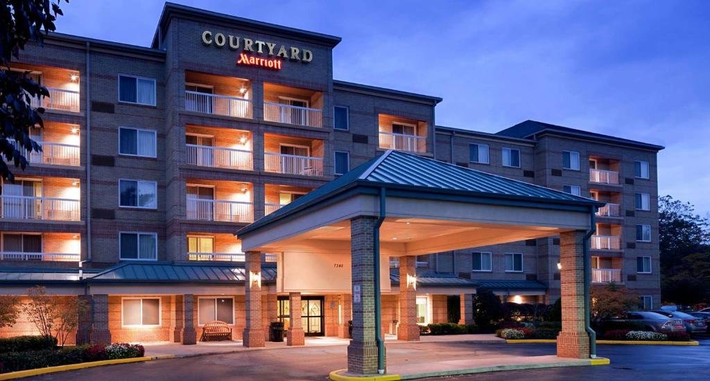 Courtyard - Middleburg Heights, OH