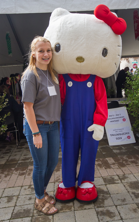 CH150411_CCC_CamilliaFestival_301.jpg