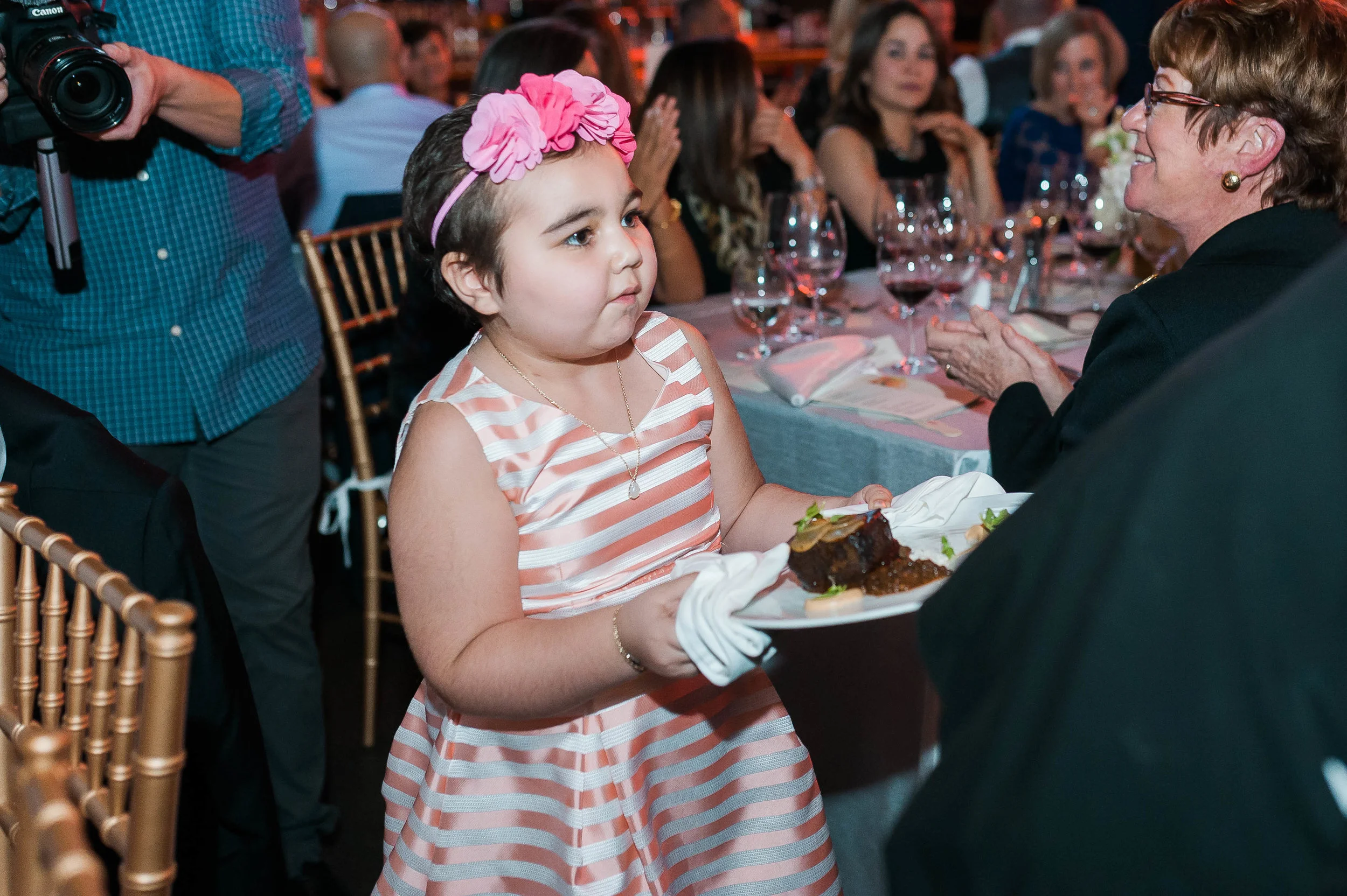 AVA'SKITCHENFUNDRAISERHIGHRESOLUTION-250.jpg
