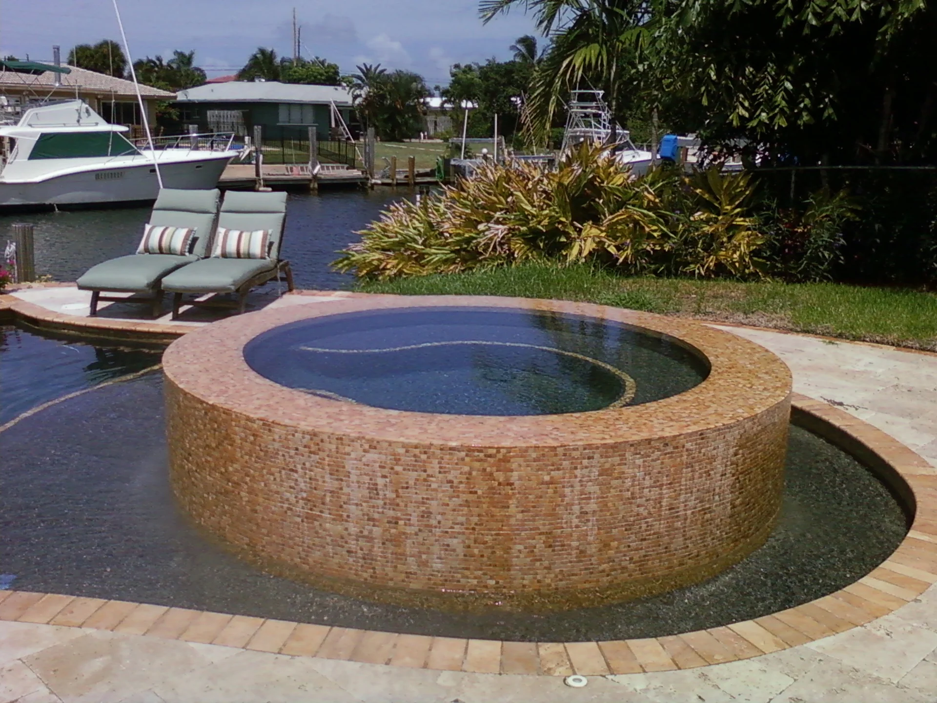 spa,tile coping