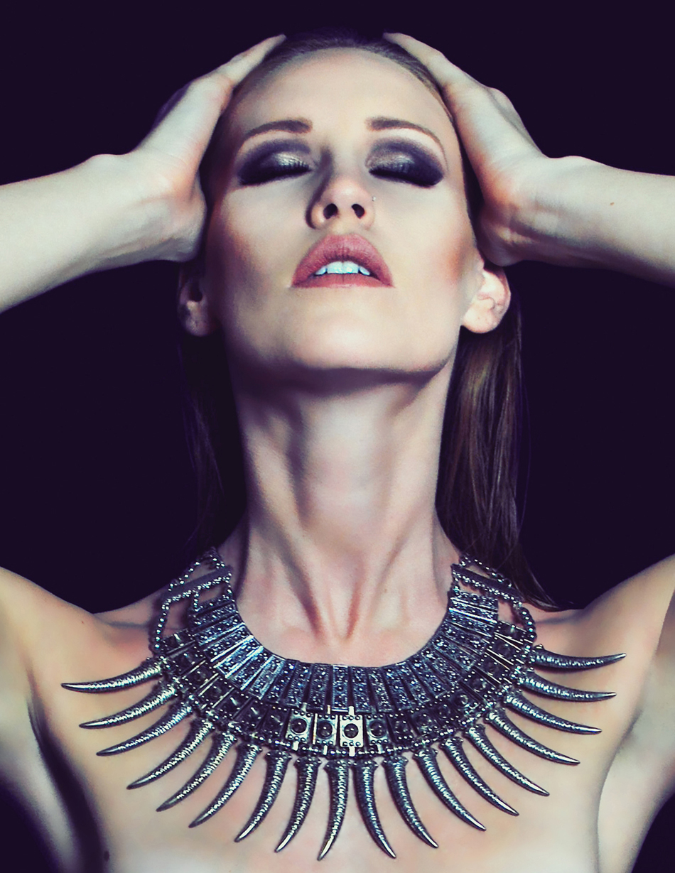 Editorial - Ellements 05.jpg