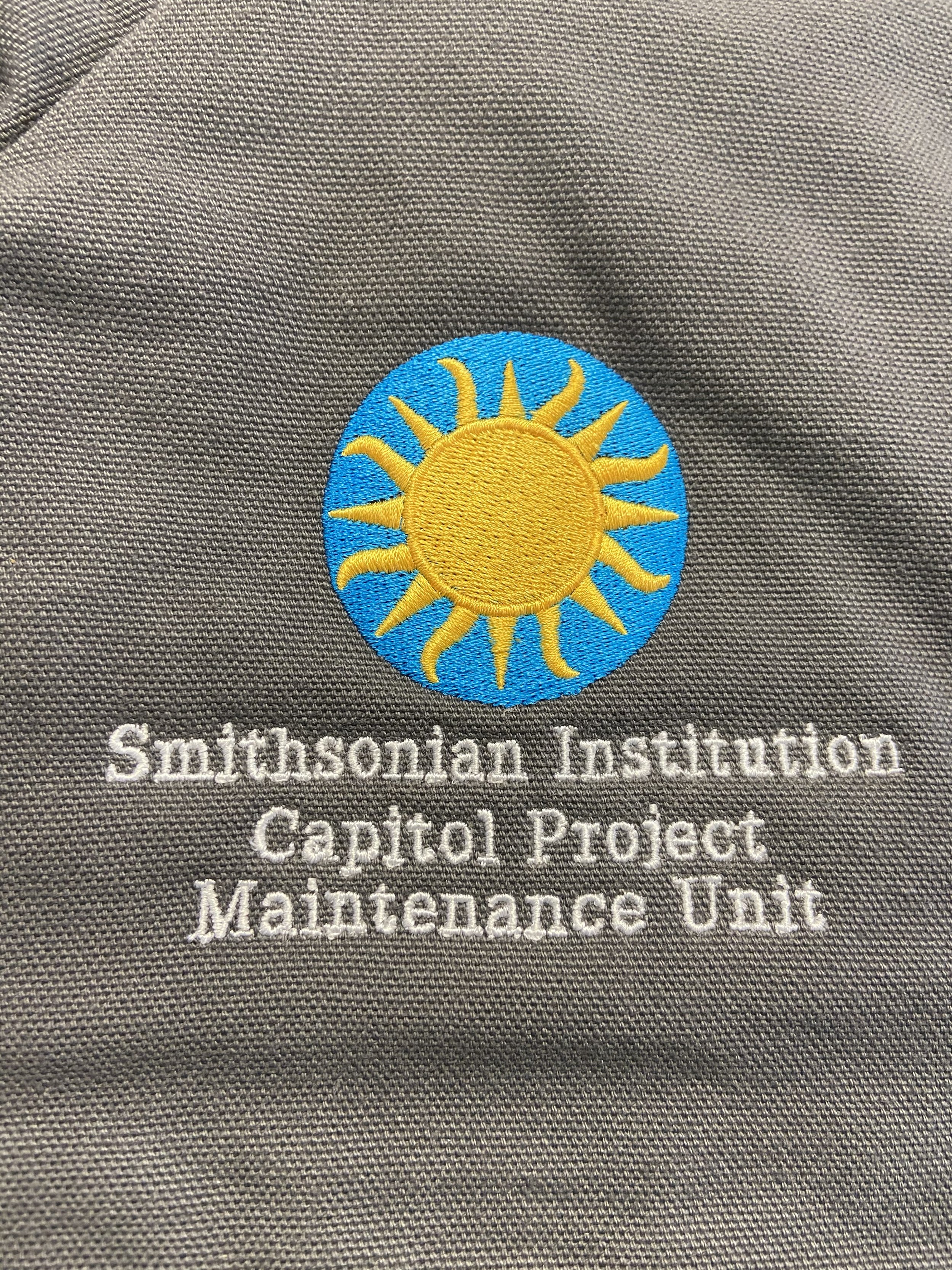 Smithsonian logo zoom.jpg