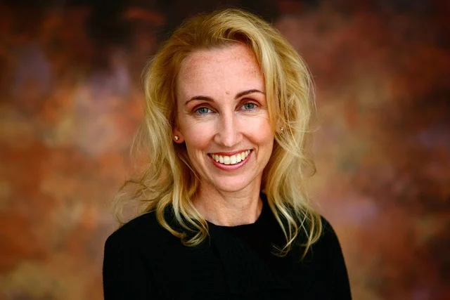 EQ Speaker - Catherine125.jpeg
