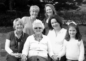 mum an d family.jpg