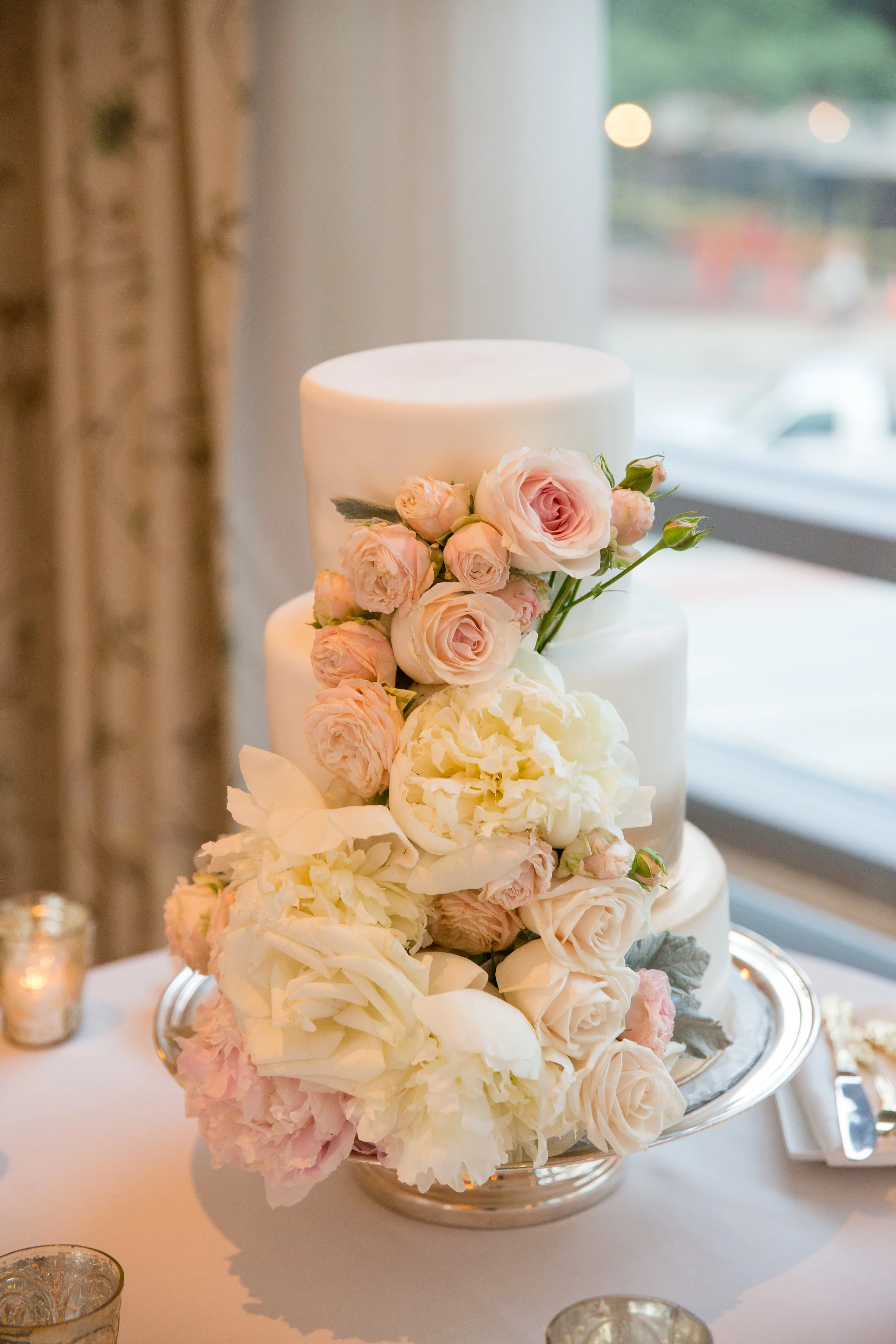 Four-Seasons-Hotel-Boston-WeddingPhotography01226.jpg