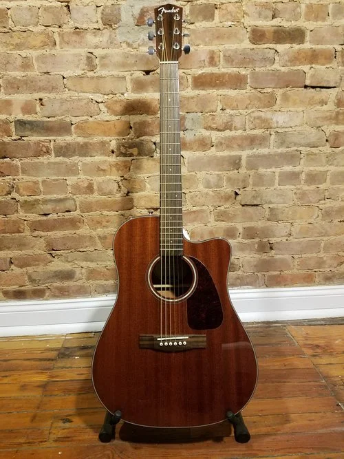 Fender+Mahogany+Cut-Away.jpg
