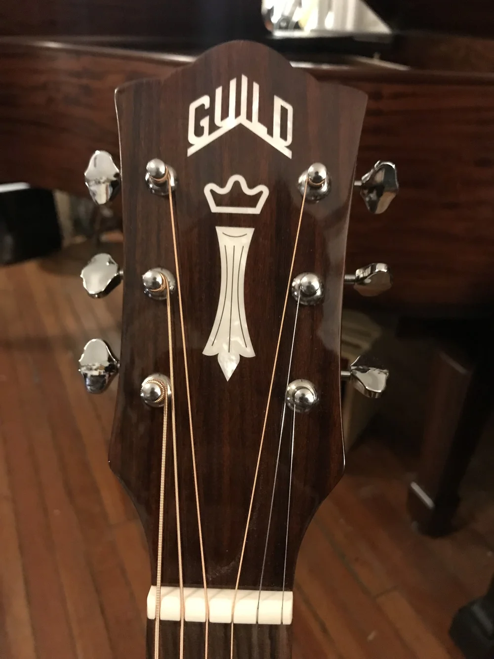 Guild OM-120 — Brooklyn Fine Guitars