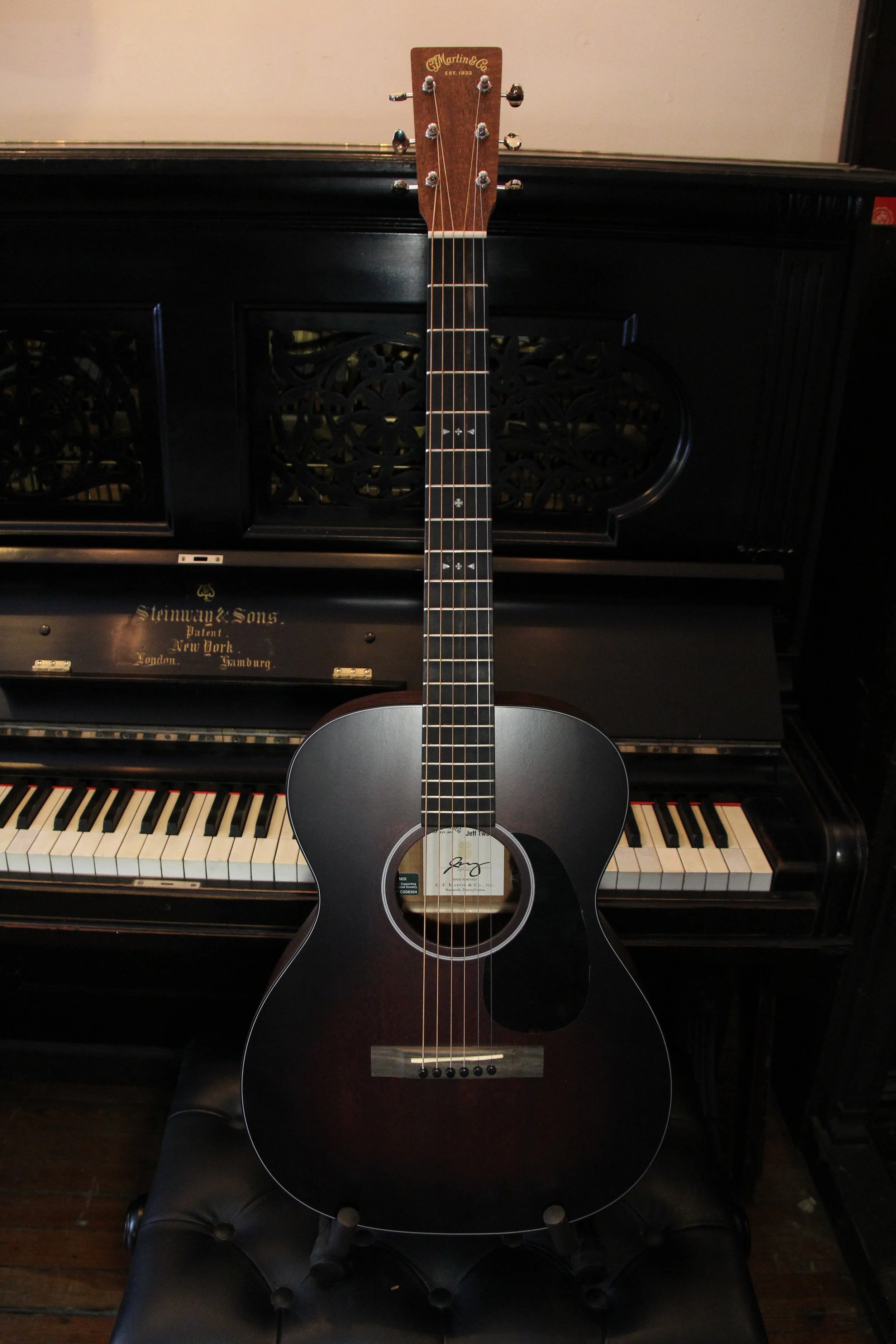 Martin 000-JR-E Jeff Tweedy