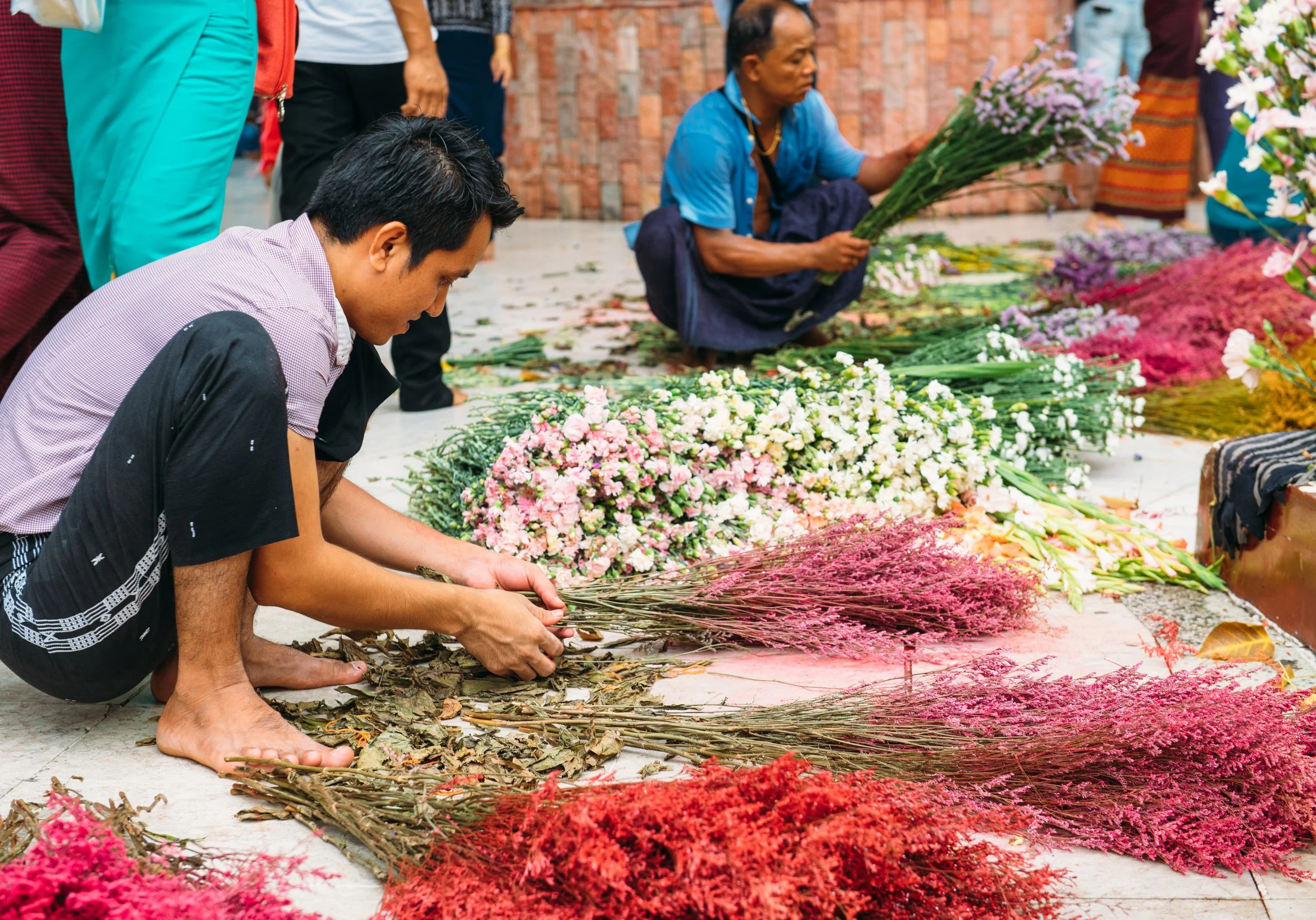 Shwedagon Pagoda-2-15.jpg