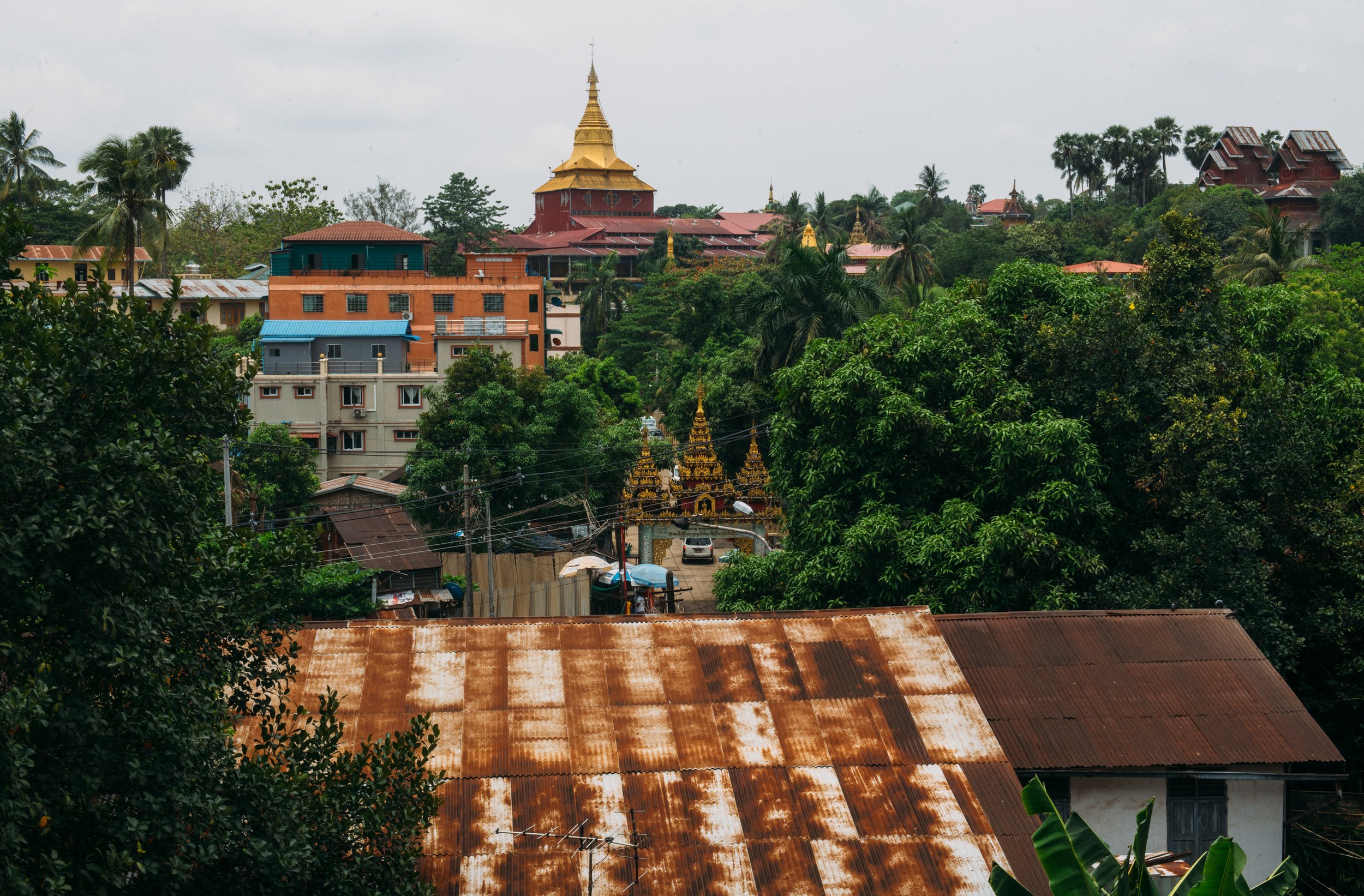 Shwedagon Pagoda-2-27.jpg