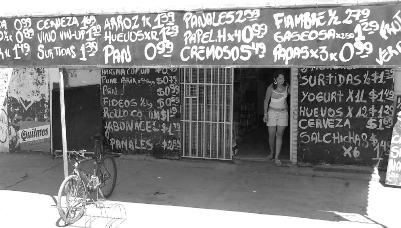 bw-argentina-street-market_379363351_o.jpg
