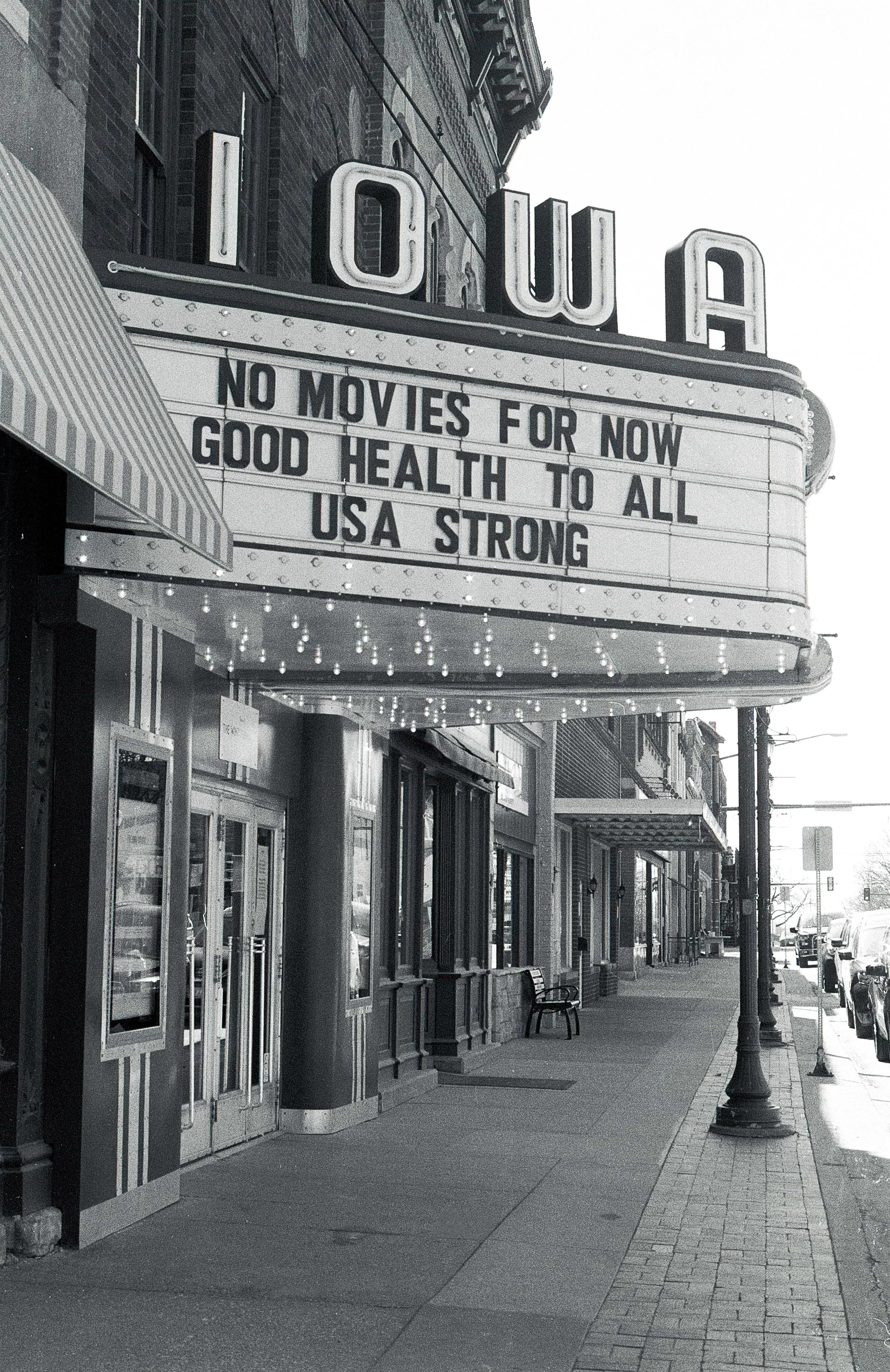 Pandemic Theater in Winterset