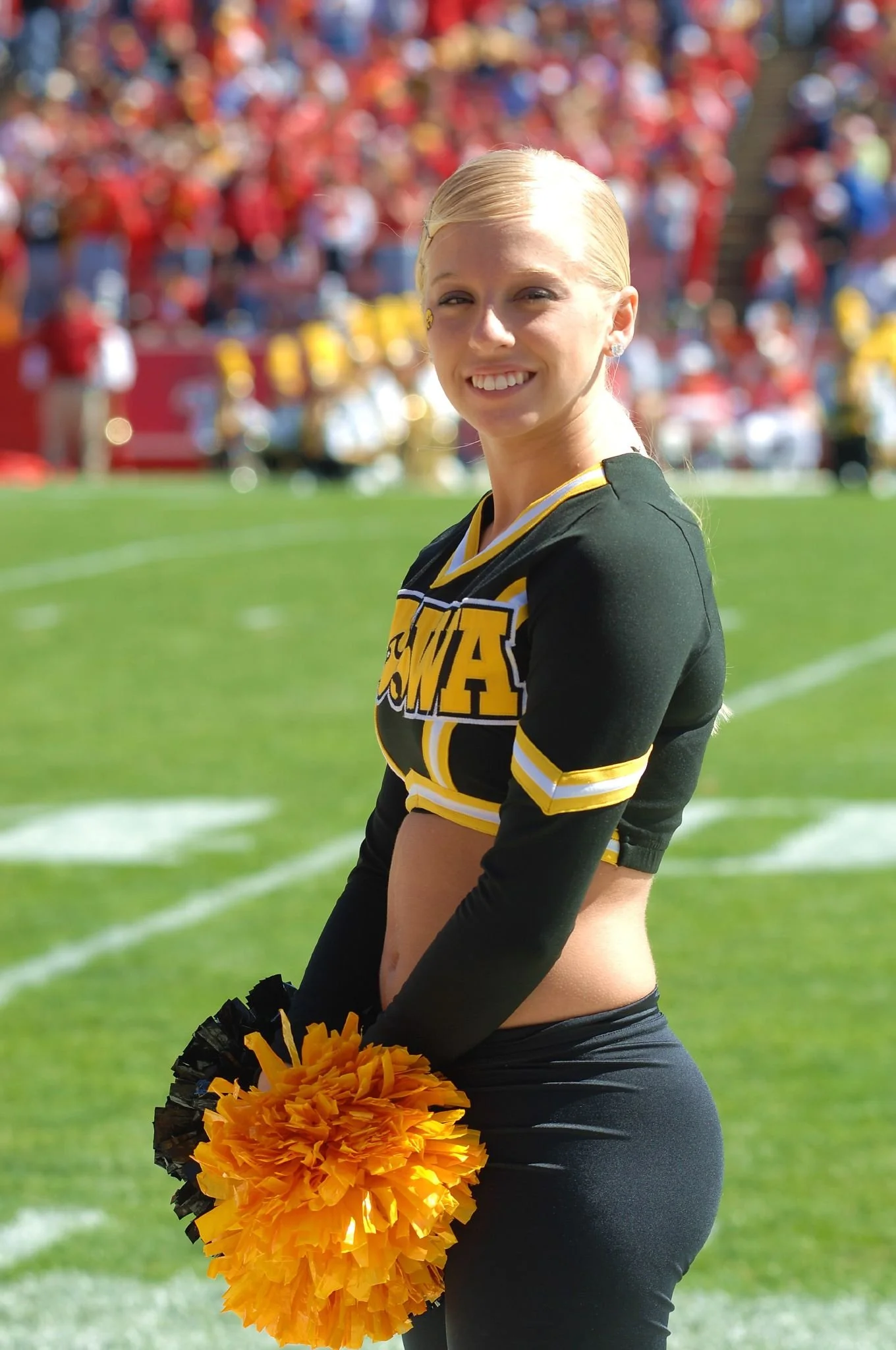 Hawkeye Cheerleader