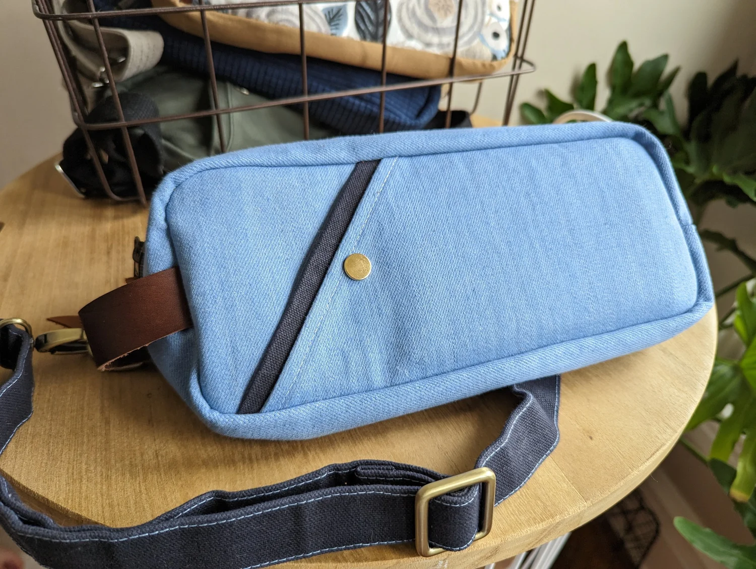 N.Flyingチャフングッズ MYAM BODY CROSSBAG BFF Bag Pattern — HavinSewMuchFun