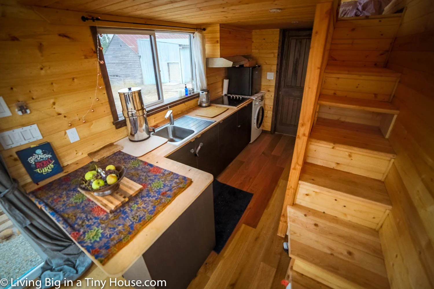 TINY-HEALTHY-FAMILY-HOME-1-of-1.jpg