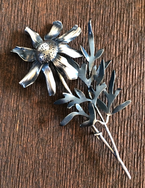 botanical silver brooch.jpg