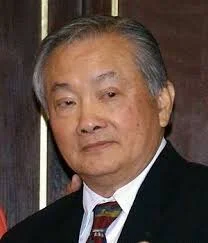 Retirement doesn't mean goodbye for 'doctor's doctor'